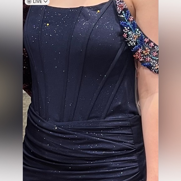 AMARRA navy blue prom/pageant dress. Size 4. Only worn for 4 hours - Picture 3 of 4